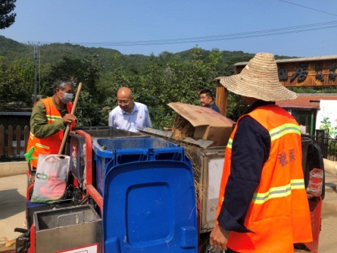密云区穆家峪镇村联动扎实推进垃圾分类工作