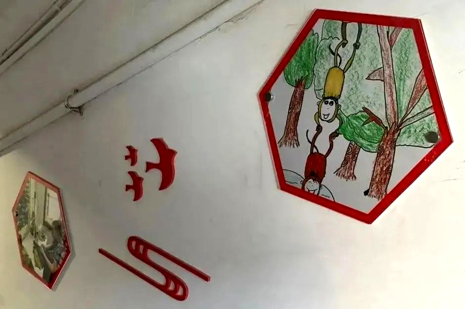 胜利街道：创城齐参与，楼门“靓”起来！