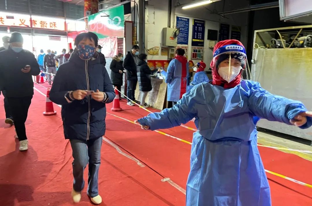 连续作战，全力支援！东城火速抽调力量增援丰台第四轮核酸检测