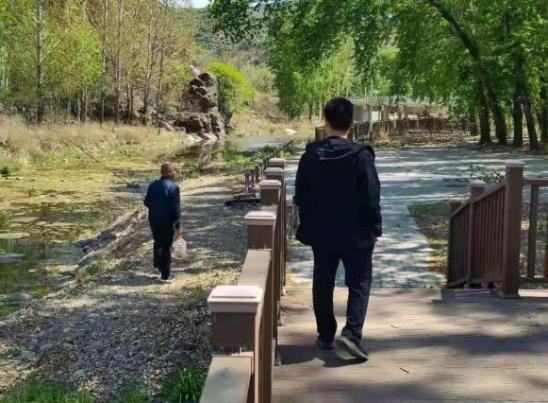 密云区新城子镇落实三项重点责任强化五一假期服务保障工作