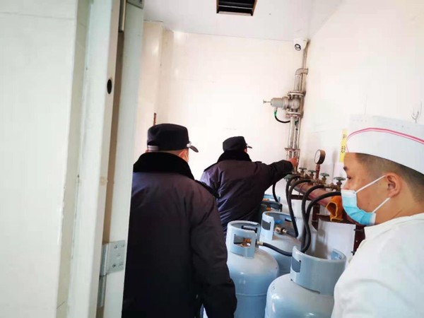 密云区石城镇持续排查液化石油气安全隐患