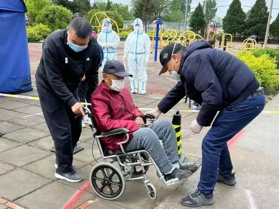 争分夺秒，快字当头，连续作战，坚决打赢疫情防控阻击战！