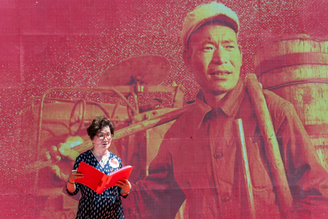 东城最美家庭讲述红色家风故事