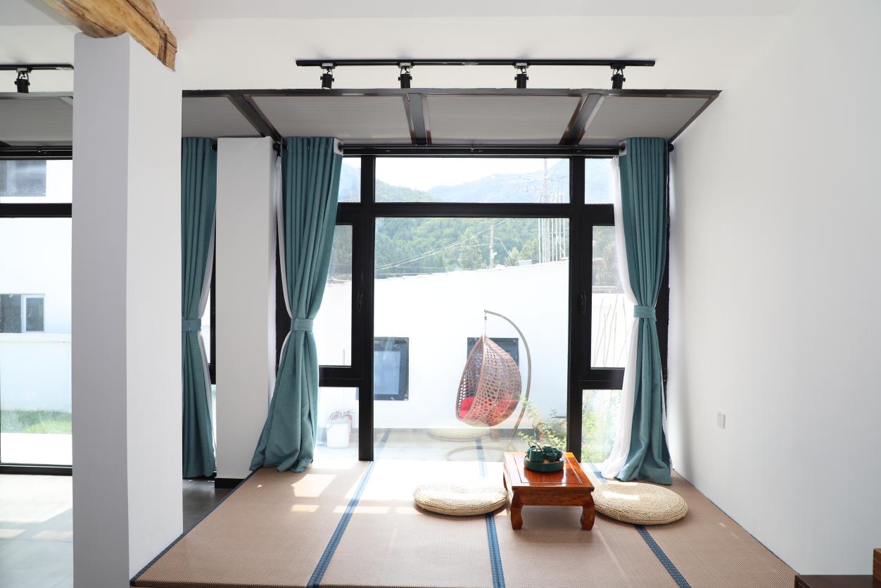 看山花、赏美景、住民宿，吃喝玩乐游太师屯