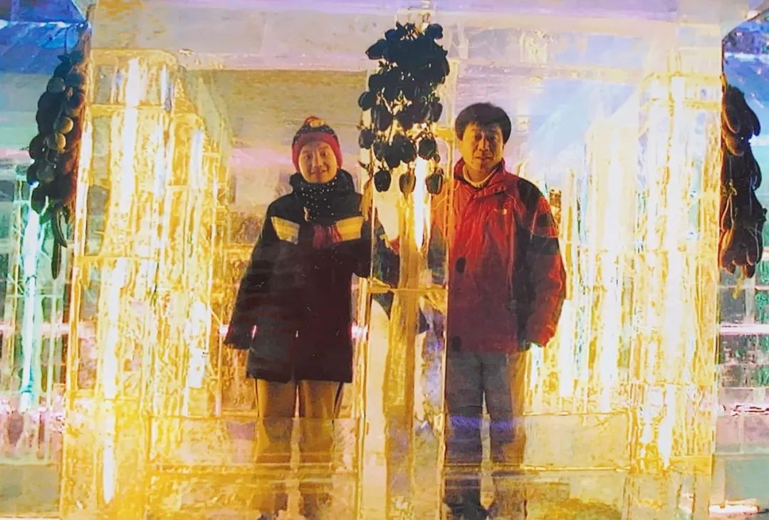 警察女儿记录父亲的“黑账本”