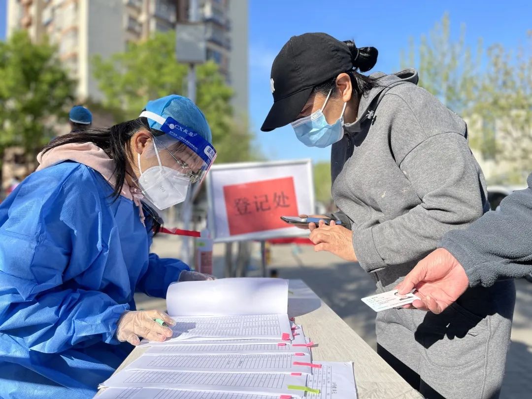 到一线去！本市6万余名干部下沉，参与社区疫情防控