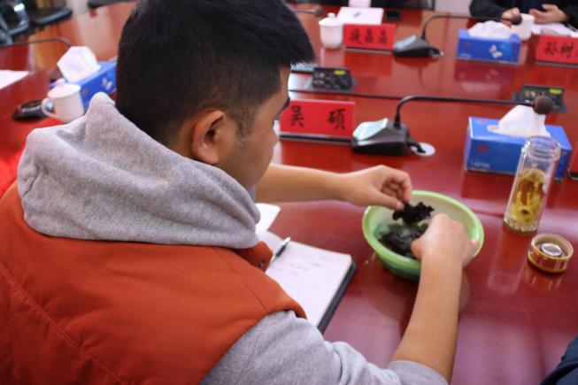 大城子镇与河南寨镇联合召开农产品销售协作洽商会