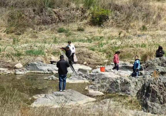 密云区新城子镇落实三项重点责任强化五一假期服务保障工作