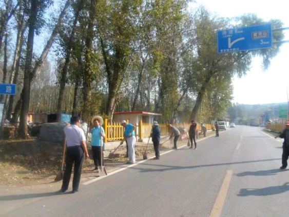 密云区新城子镇开展“全民参与、创城有我”周末大扫除活动