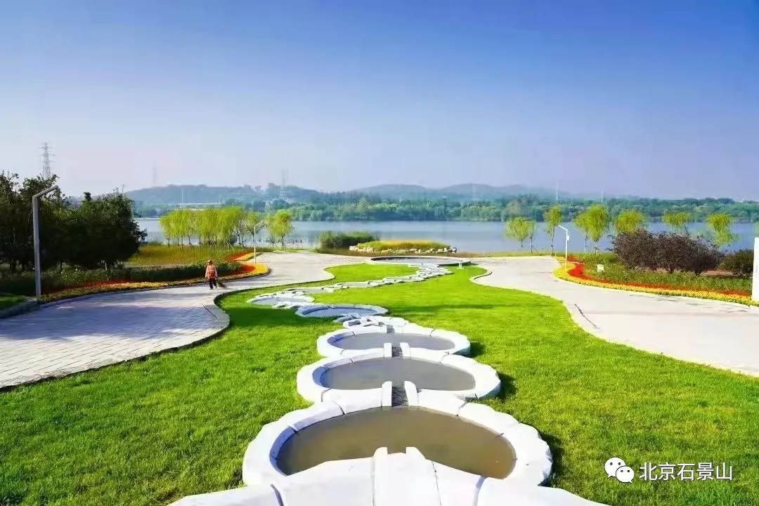 迎冬奥倒计时60天！感受冰上视觉盛宴! 石景山群众“为中国冰雪加油”！