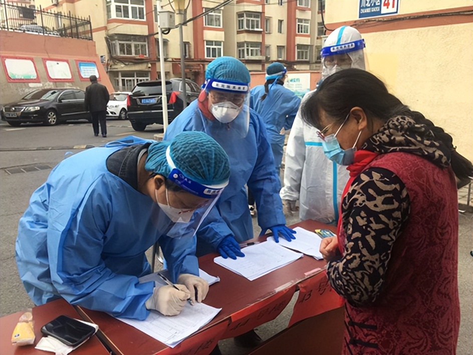 争分夺秒，快字当头，连续作战，坚决打赢疫情防控阻击战！