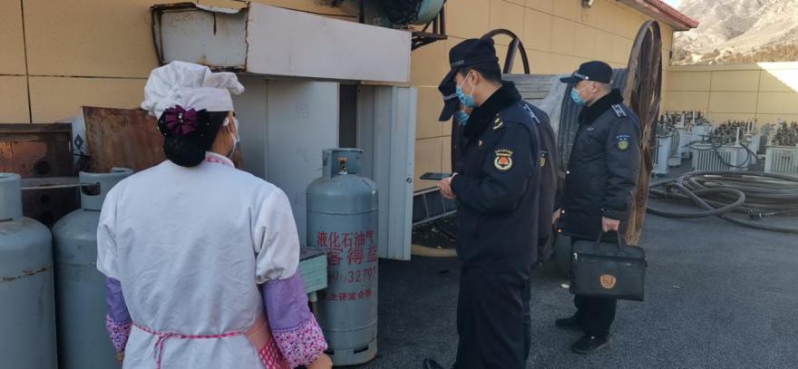 密云区新城子镇：疫情防控与执法检查两手抓不放松