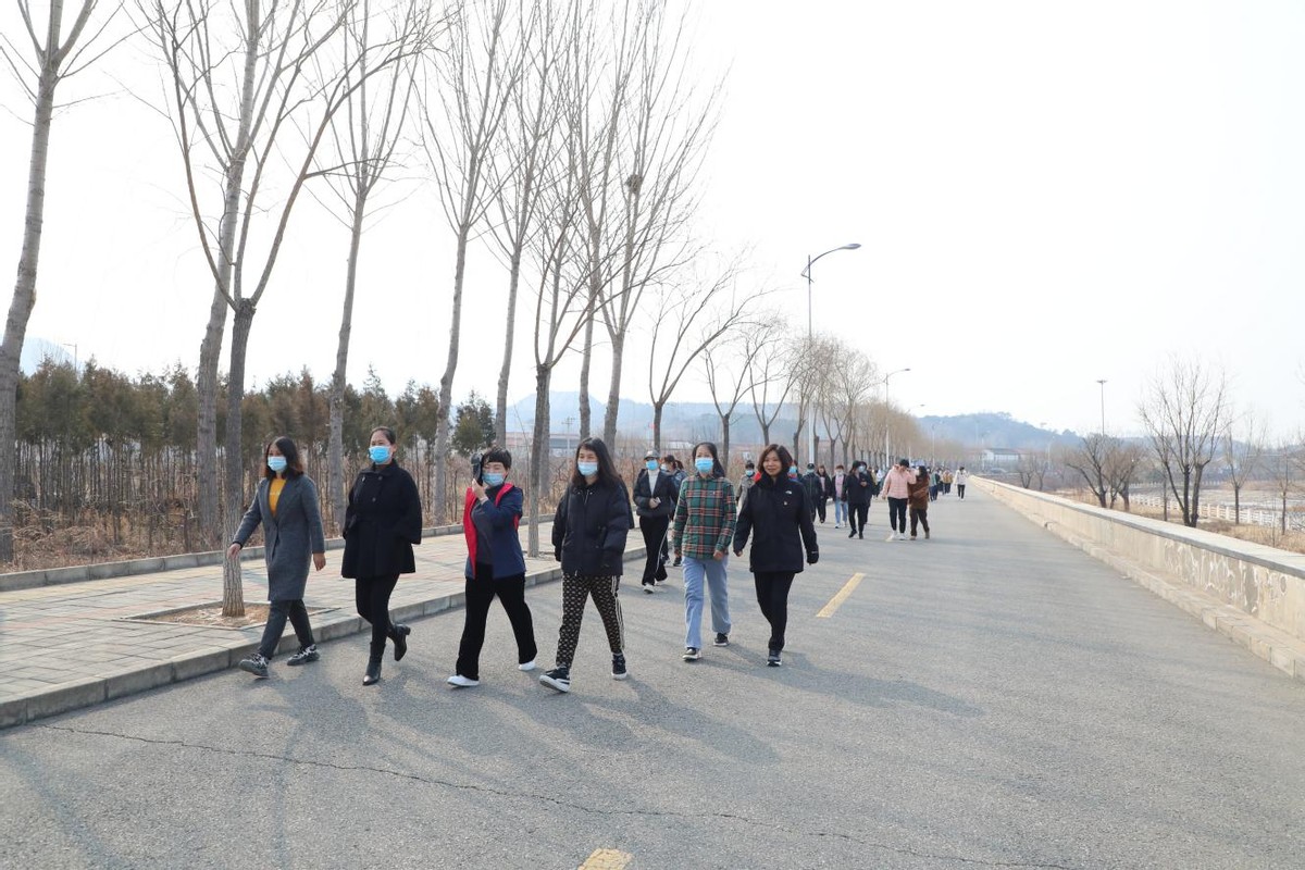 密云区太师屯镇举办“垃圾分类益处多 环境保护靠你我”主题宣传活动