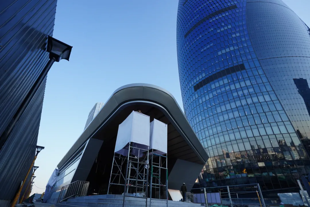 北京地铁14号线年底全线贯通运营！气派丽泽商务区站抢先看→