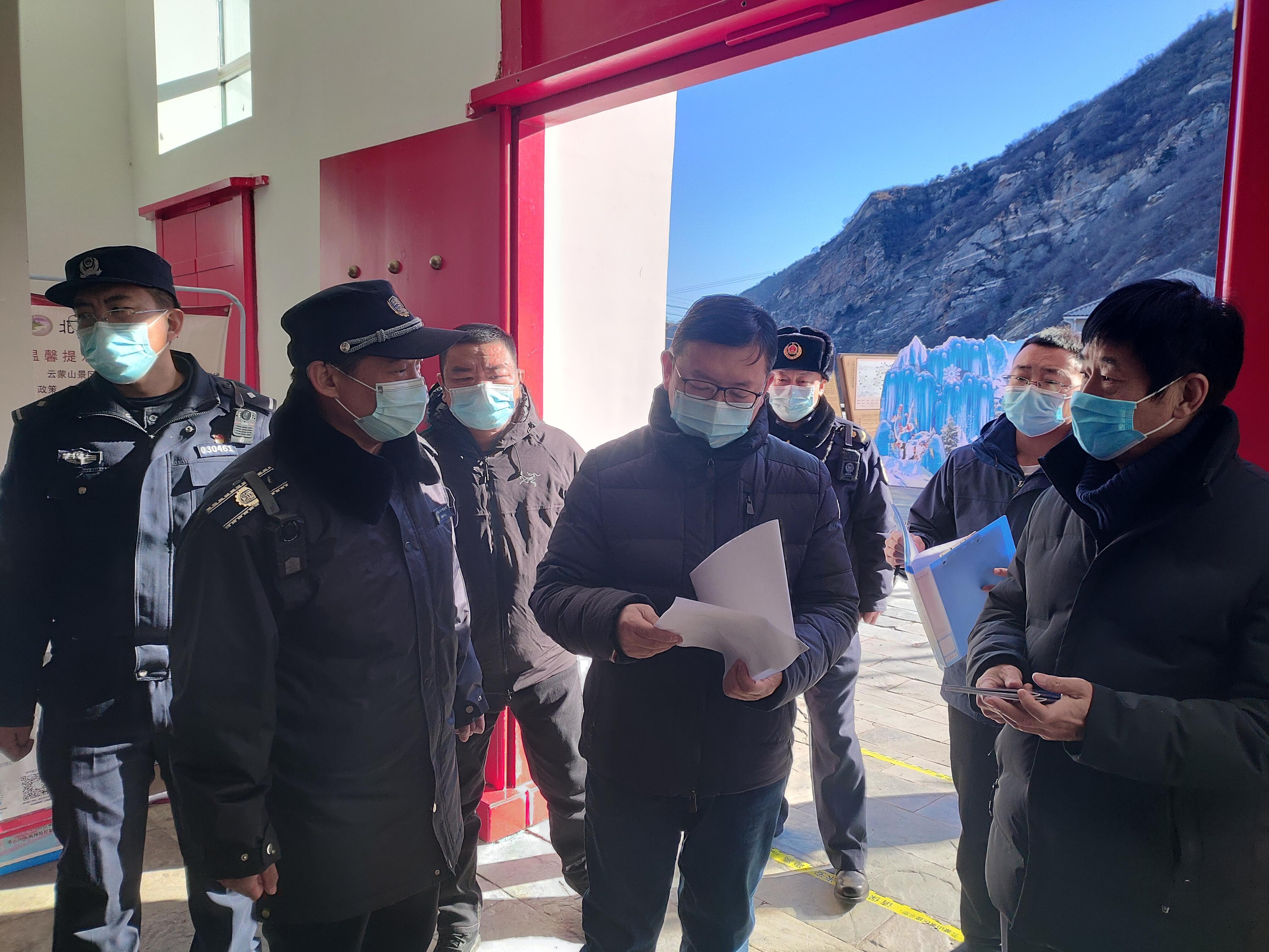 密云区石城镇：齐合力 做好两节安全保障工作