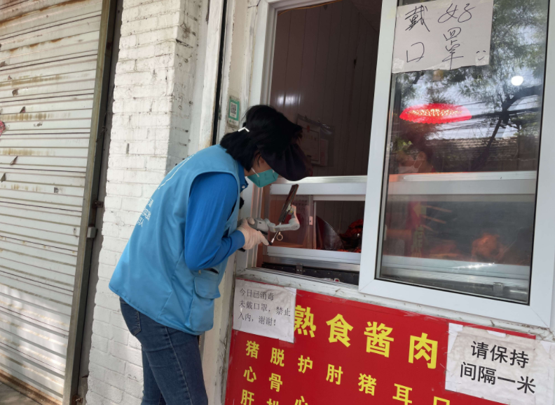 随用随买不囤菜！北京丰台社工变主播，带隔离居民“云买菜”