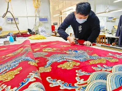 藏在胡同里的戏装厂，一针一线都是传承！