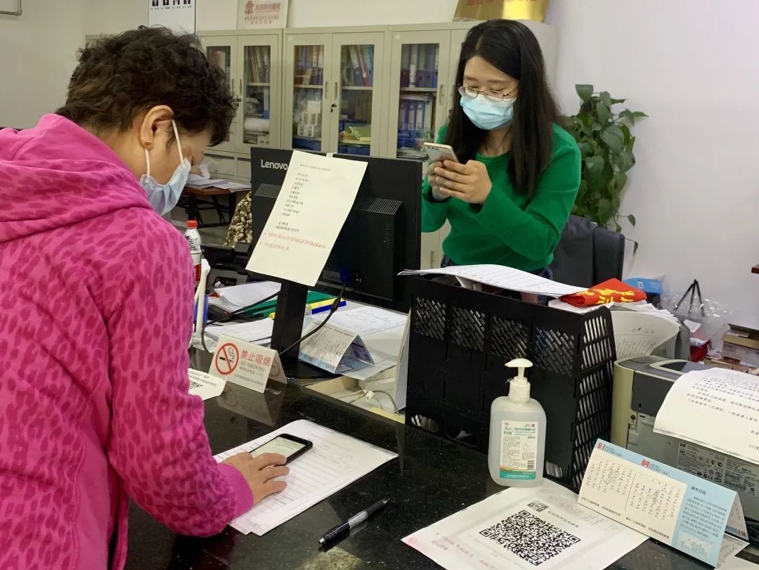 并肩携手勇担当，战疫有我检察蓝