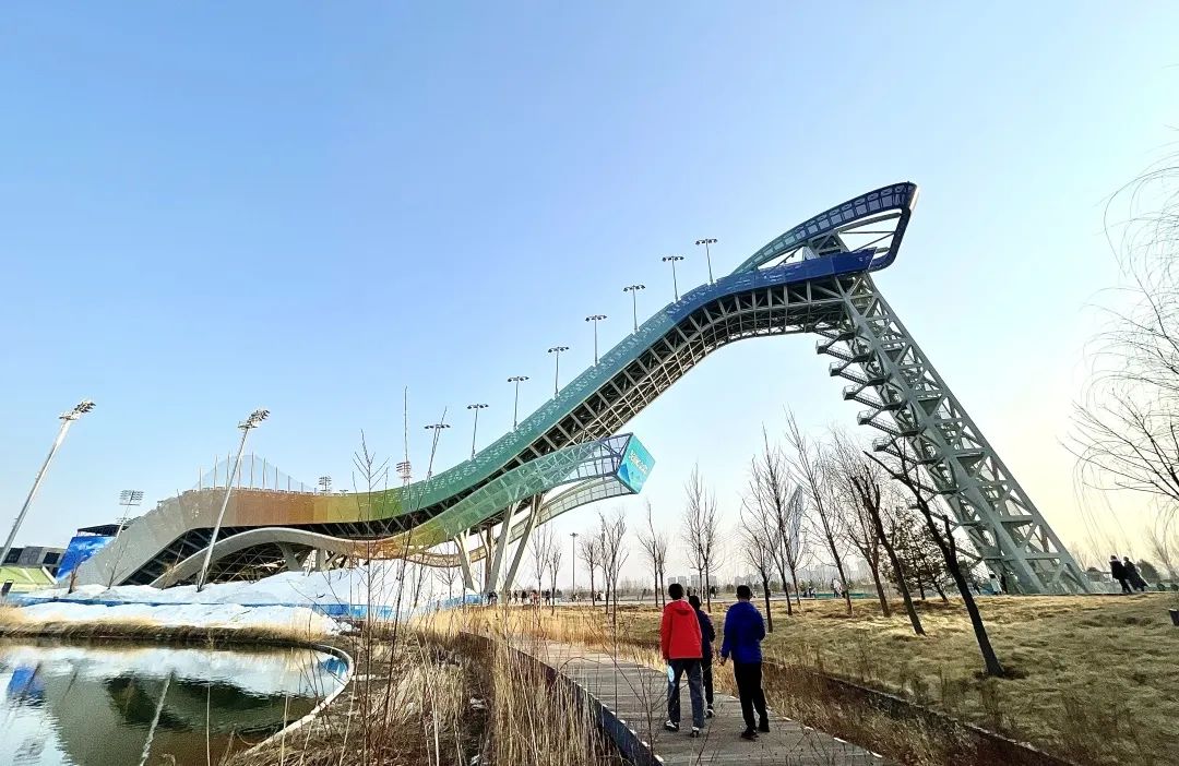 这座冬奥“工业迪士尼” 赛后飞得更高！