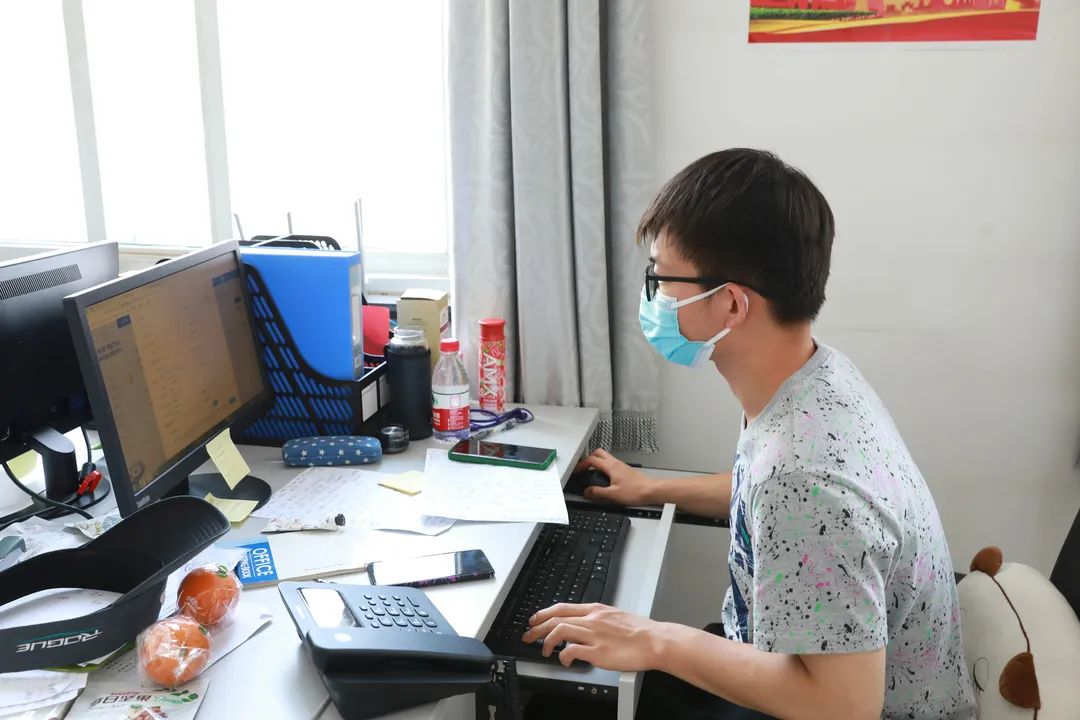 大数据排查员：“见到了早上4点的天空”