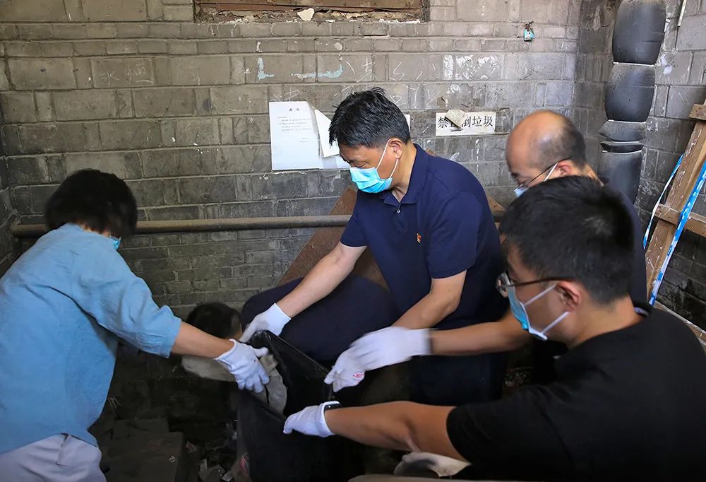 周末卫生日的“东城瞬间”