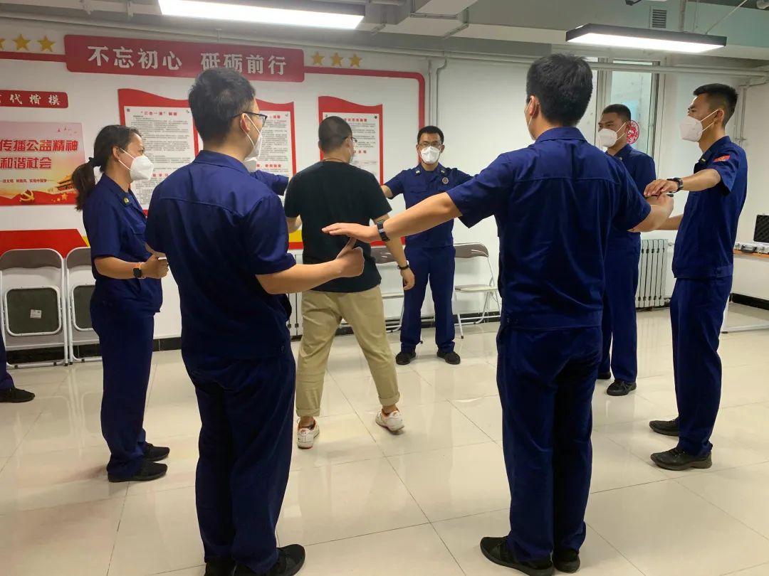 防疫 心理关爱 助力“火焰蓝”