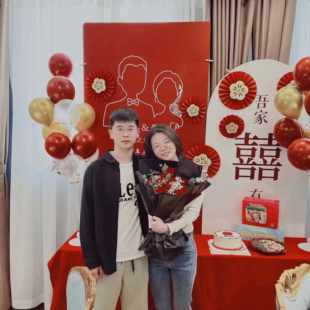 核酸检测的后方“战场”，他们在与“病毒”近距离对峙