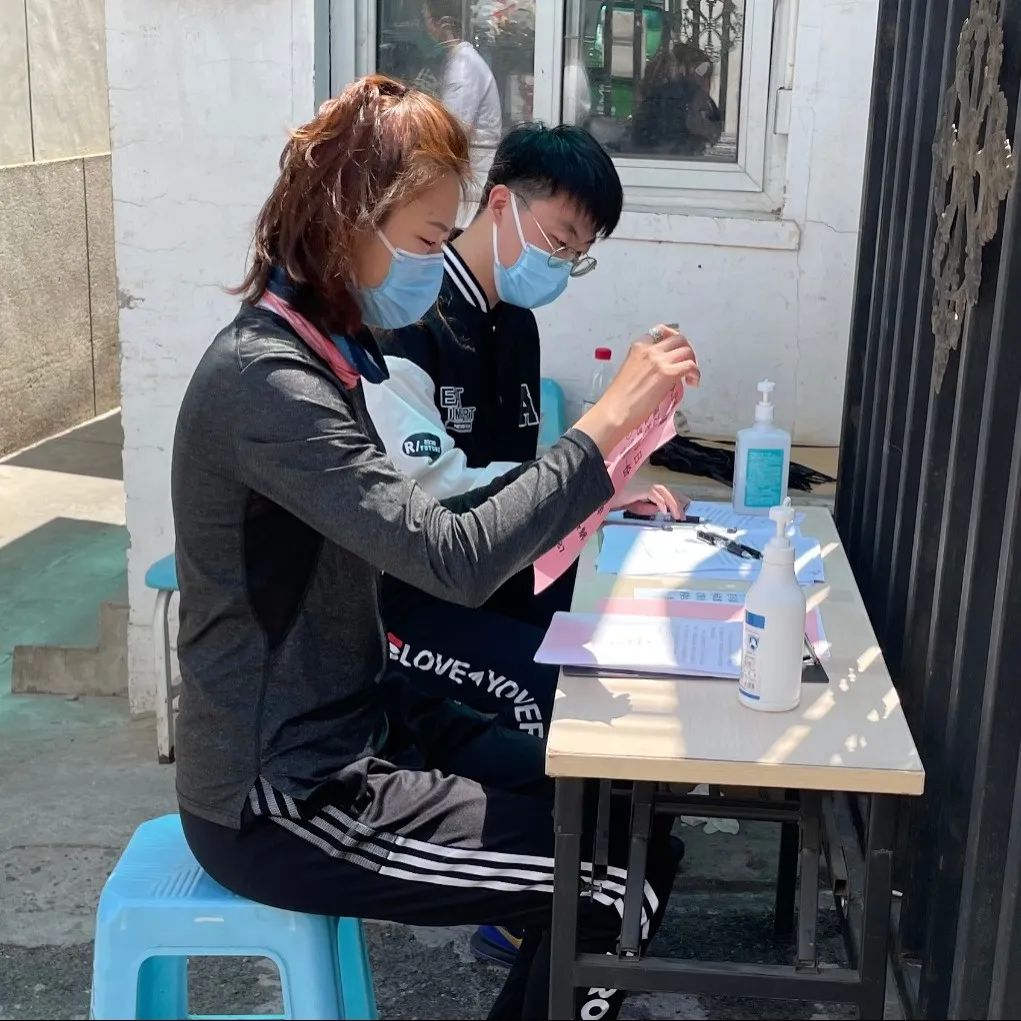 “疫”不容辞！这支队伍下沉社区干起“老本行”，助力疫情防控——