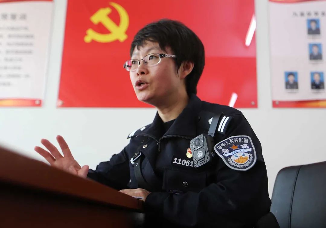 绽放在高墙内的“铿锵玫瑰”