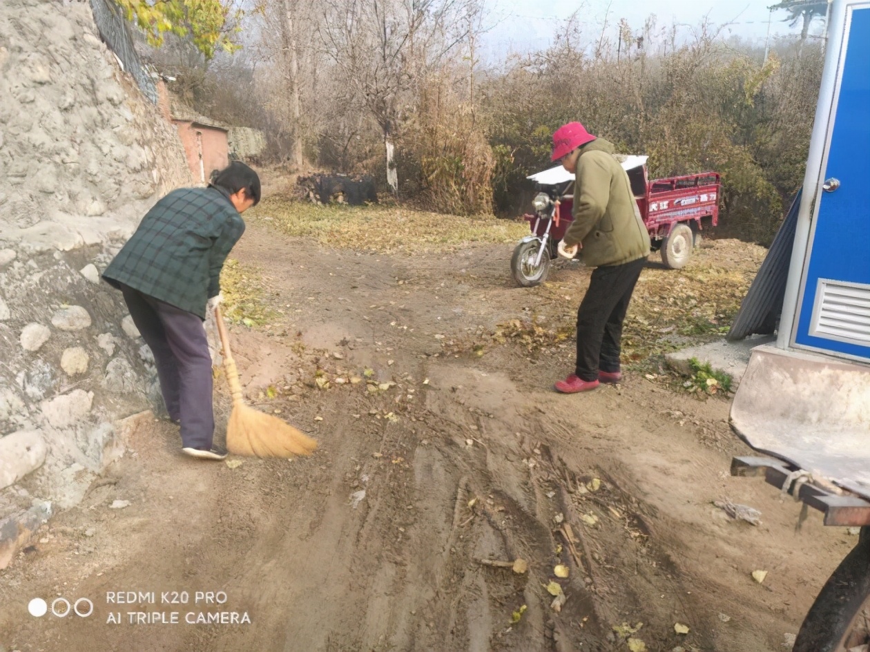 密云区新城子镇开展周末卫生日活动