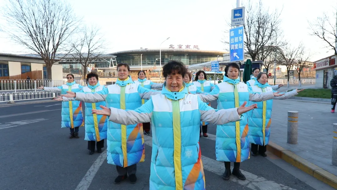 助力冬奥 丰台有我丨丰台区启动冬奥城市志愿服务，首批志愿者上岗北京南站