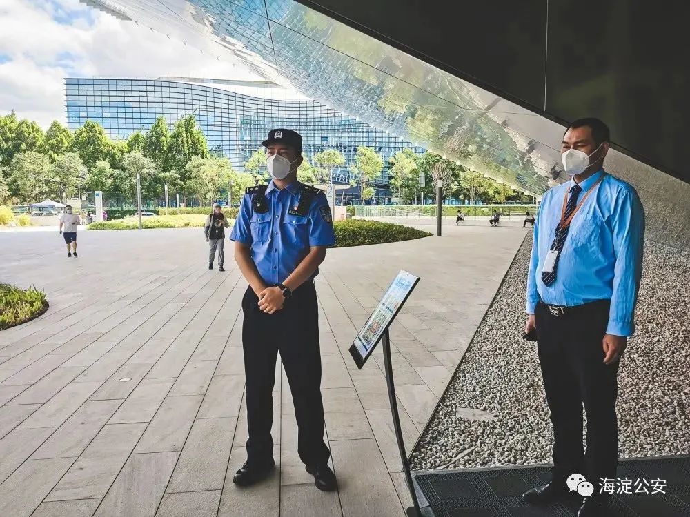 抗疫情、助复工！海淀后厂村里的温暖“警”色