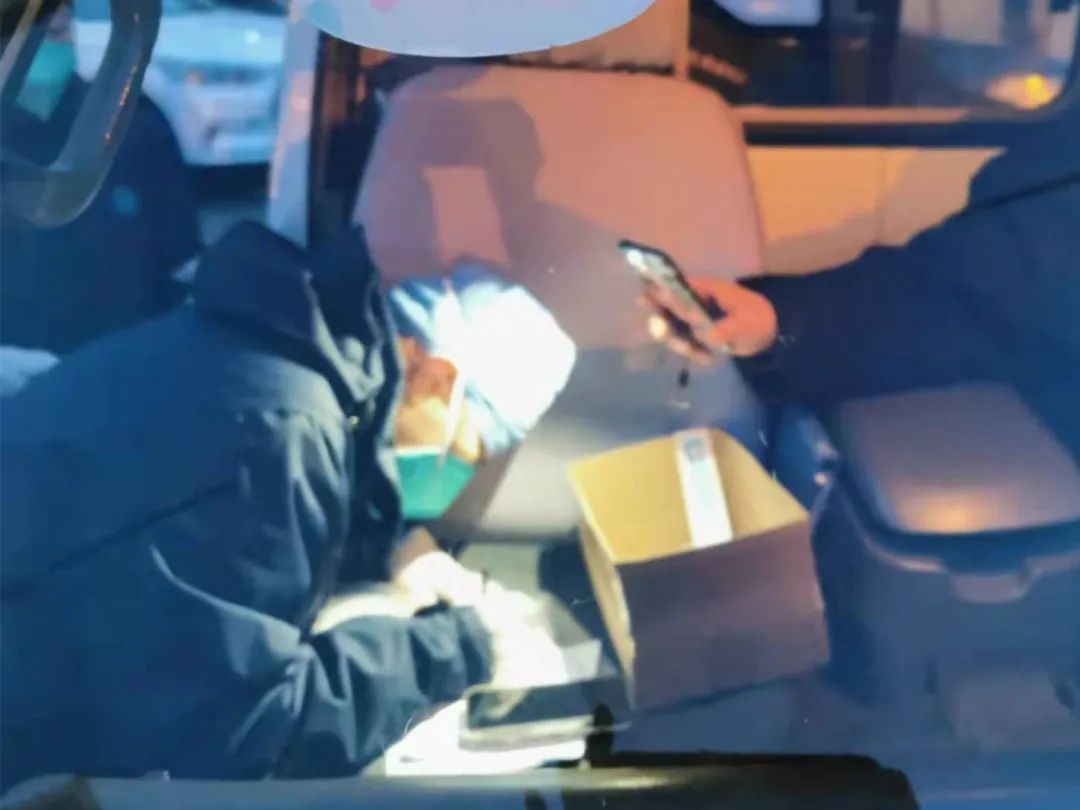 “疫”无反顾！来自东城“大白”的战疫故事——