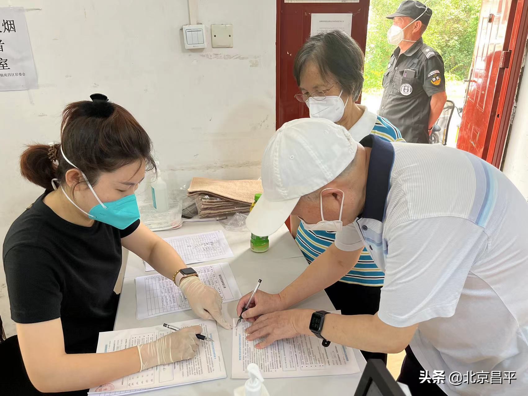 送“苗”进社区！昌平区龙泽园街道为民服务“零距离”