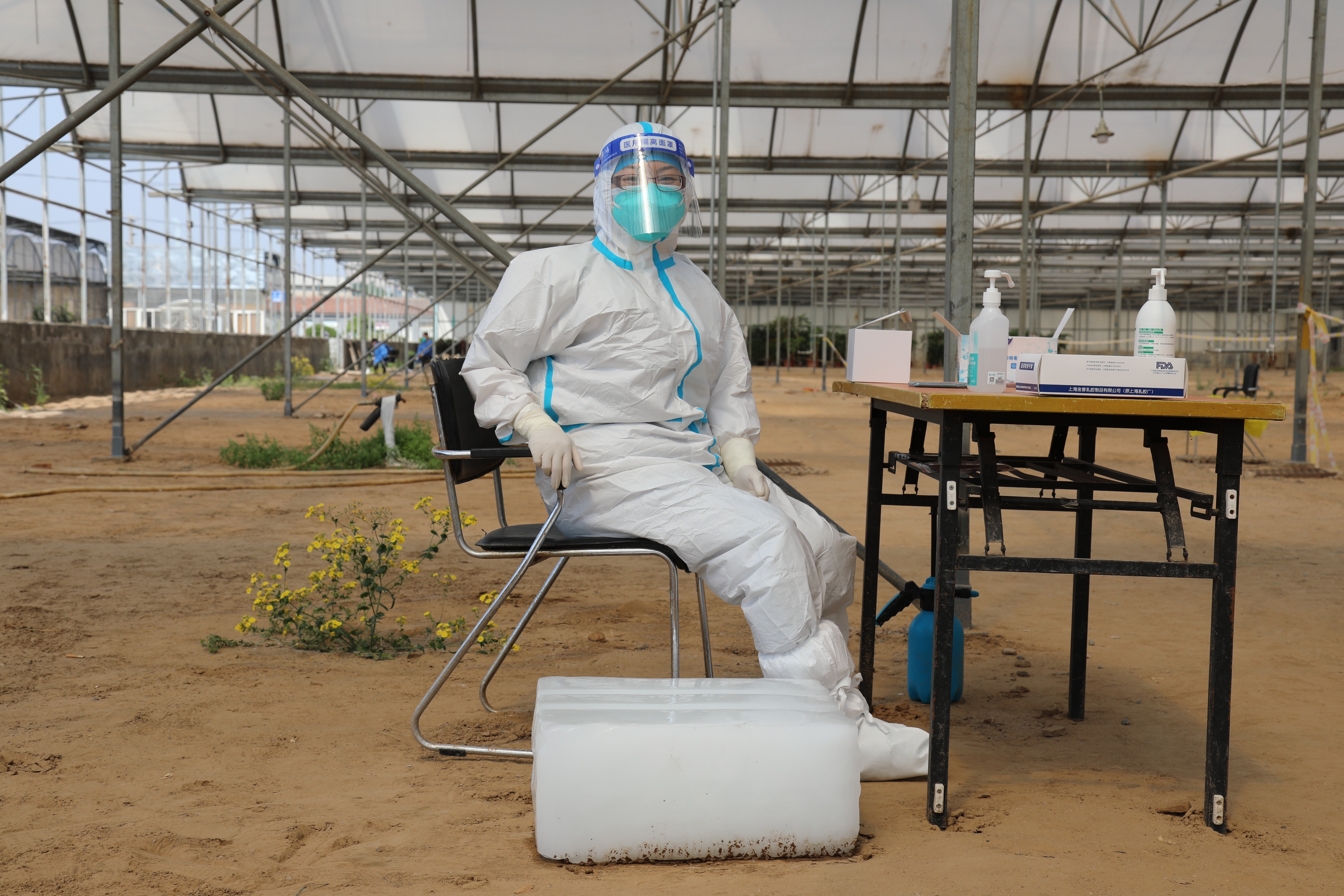 立足大局 完善细节 玉泉营街道高效做好区域核酸检测工作