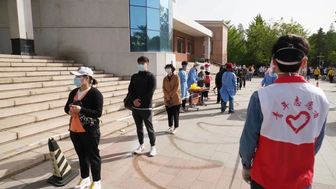 严防死守，以快制快，同心抗疫，他们分秒必争！