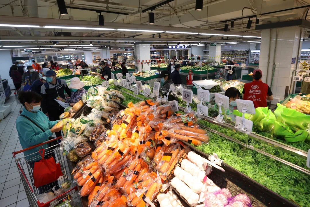 “菜有的是！”记者今晨实地探访东城商超市场——