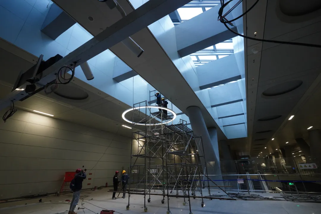 北京地铁14号线年底全线贯通运营！气派丽泽商务区站抢先看→