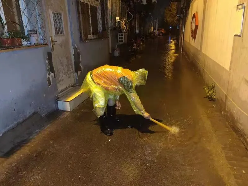 闻汛而动！东城区积极应对强降雨