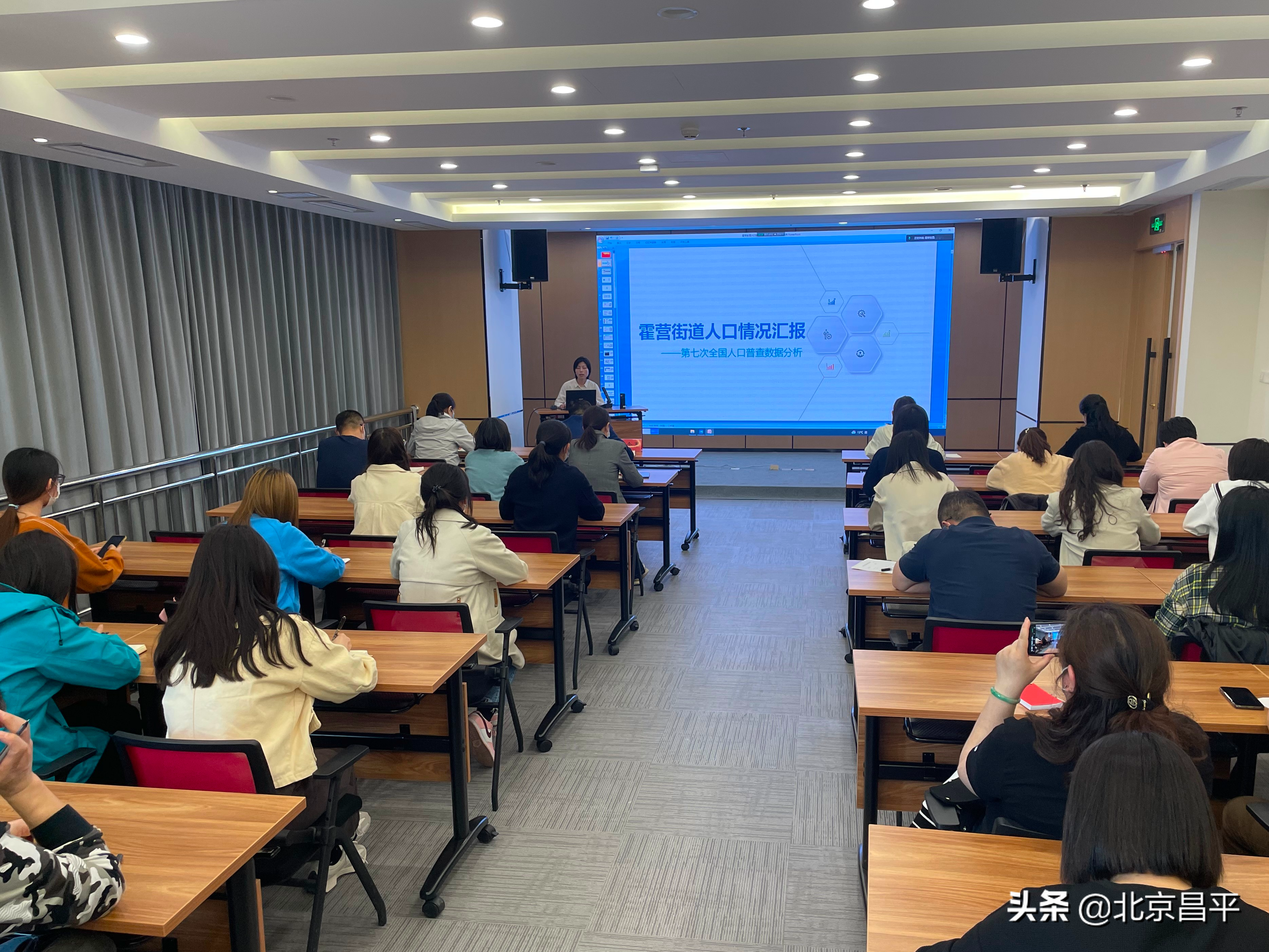 霍营街道：“霍讲堂 成长营”赋能干部“硬核实力”