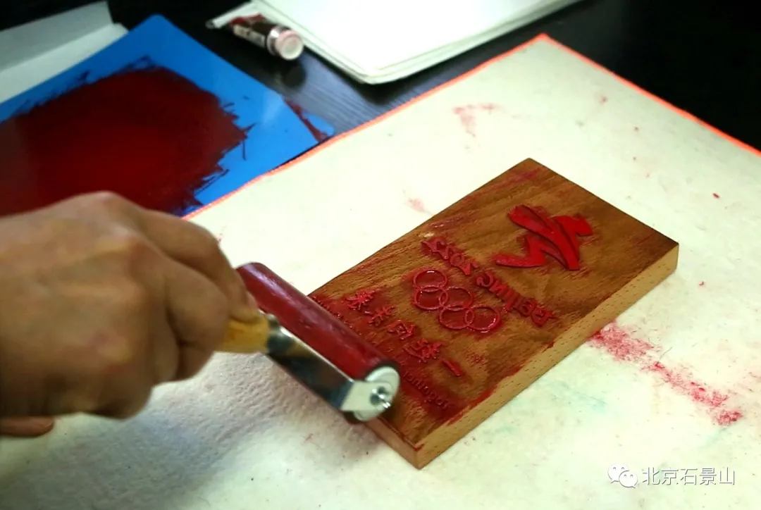 全民迎冬奥 体验冰雪运动 让冬天“燃”起来！