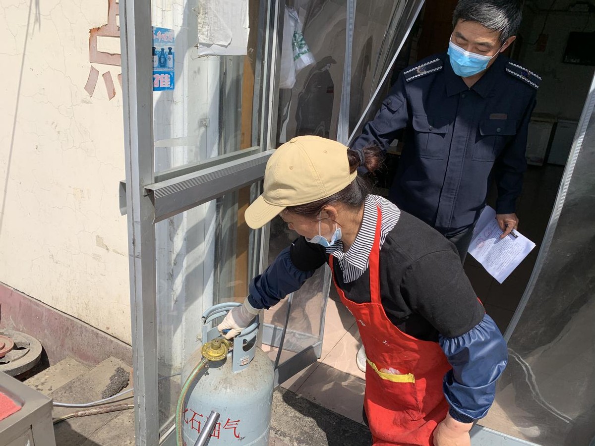 密云区太师屯镇多措并举，开展消防安全专项整治行动