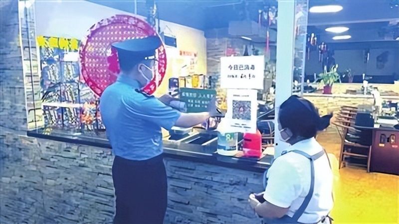 海淀区开展“七小门店”疫情防控执法检查