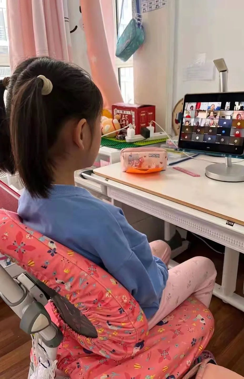 东城区中小学“同上一节疫情防控课”