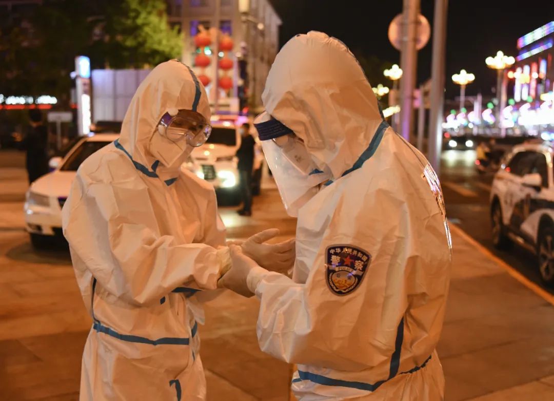 迎夏来，赢下来！致敬奋战在疫情防控最前线藏蓝身影！