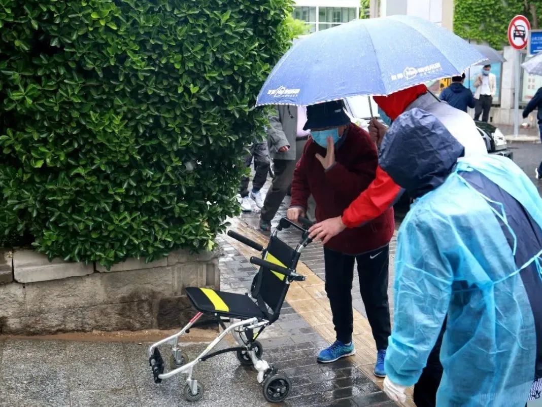 争分夺秒，快字当头，连续作战，坚决打赢疫情防控阻击战！