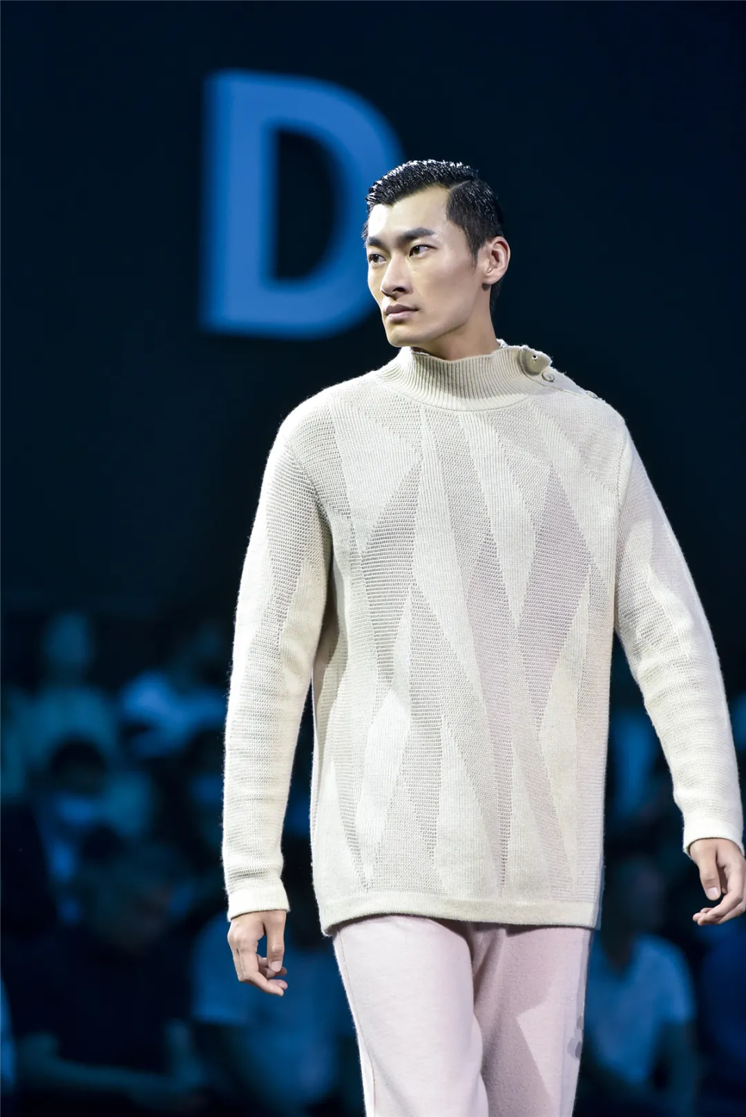 2020北京时装周“追光”之旅落幕