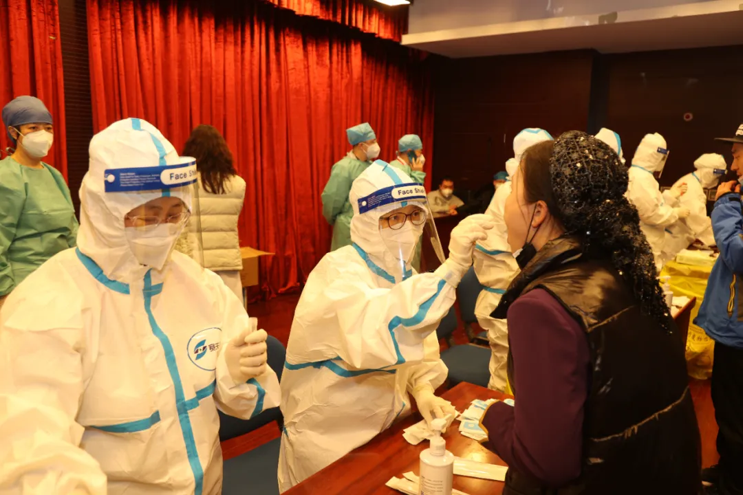 38931人核酸检测，均为阴性！东城区连夜完成冷链从业人员全员核酸检测采样工作