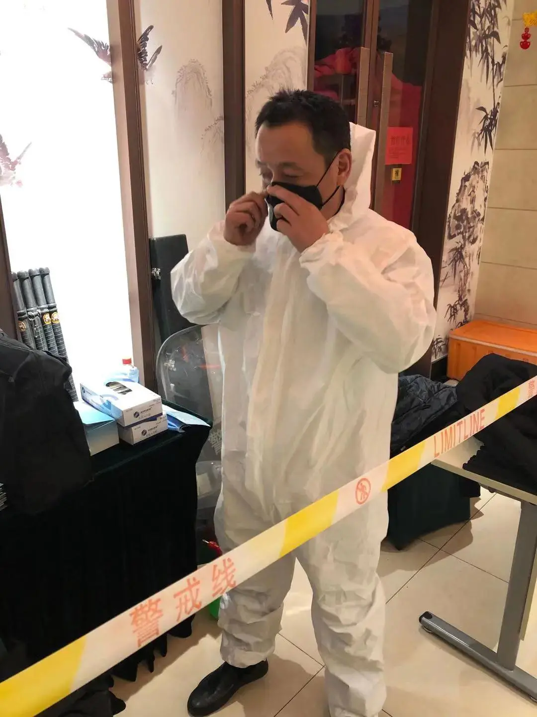 当先锋、作表率、站排头！不负共产党员光荣称号