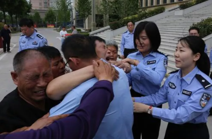 让公平正义皆有回声！